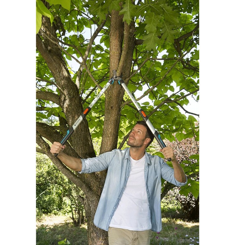 Κλαδευτήρι GARDENA   Μακρ.Τηλεσκ. Χειρολαβών TeleCut 650-900 B  GARDENA